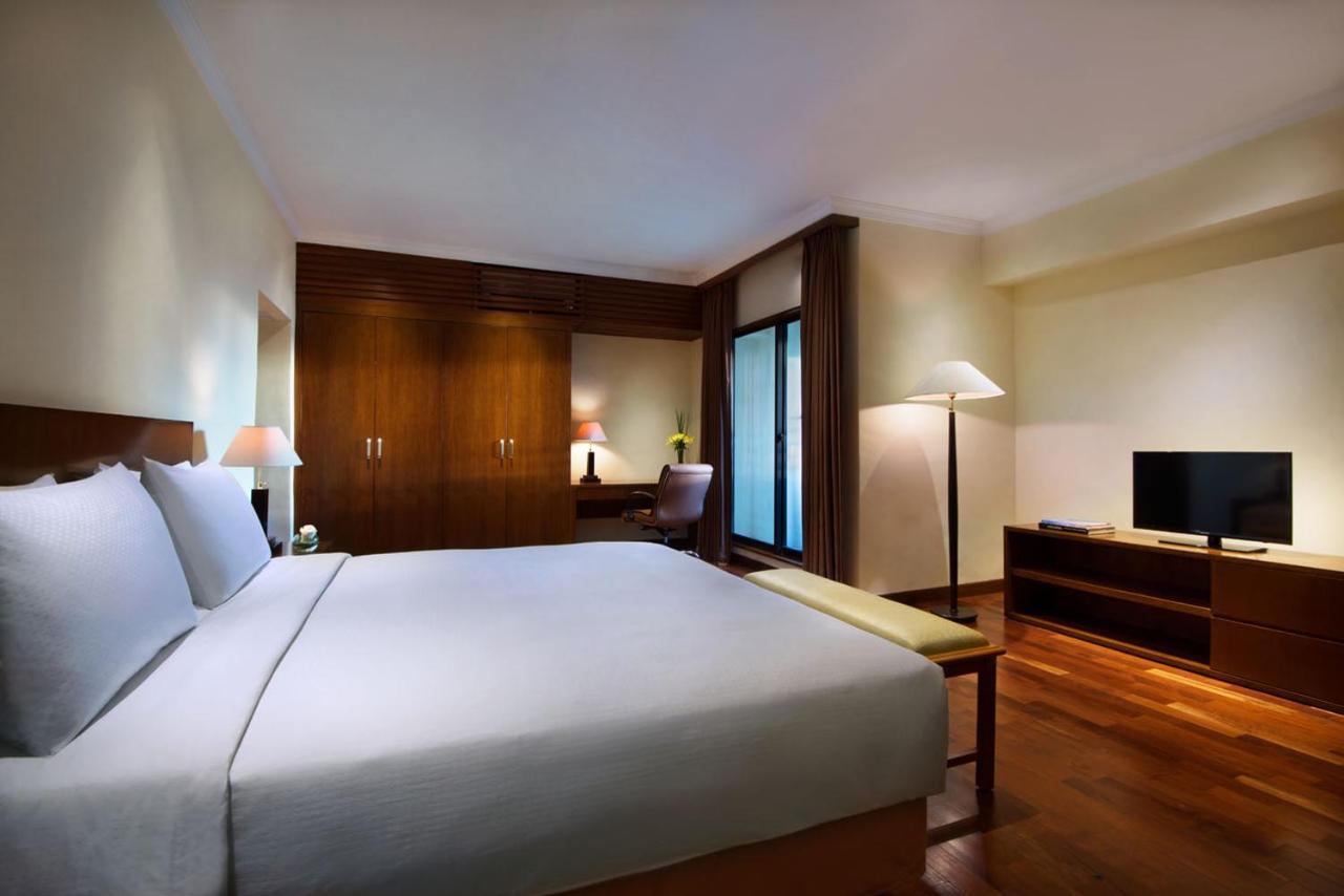 The Sultan Hotel & Residence Jakarta Exterior photo
